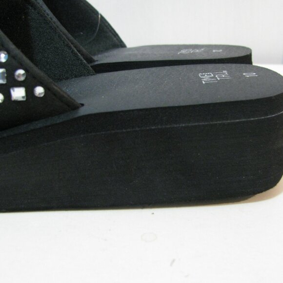 * Time And Tru Sandals Flip Flops NWT Black with Crystals Bling 9 10 11 - Picture 3 of 6